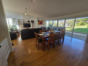Tallwoods Beach House, Mollymook